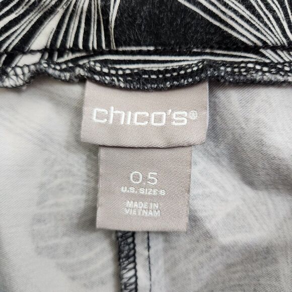 Chico's Women .5 US 6 Black Floral Mid Rise Skinny Pull On Ankle Pants - Picture 5 of 10